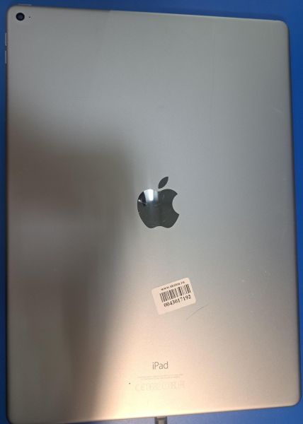 Купить Apple iPad Pro 1 2015 32GB (A1584) (без SIM) в Иркутск за 10000 руб.