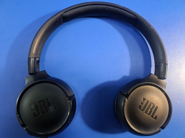 Купить JBL Tune 520BT (T520BT) в Иркутск за 1100 руб.