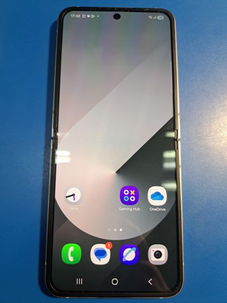 Купить Samsung Galaxy Z Flip 6 12/512GB (F741B) Duos в Иркутск за 50800 руб.