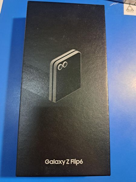 Купить Samsung Galaxy Z Flip 6 12/512GB (F741B) Duos в Иркутск за 50800 руб.