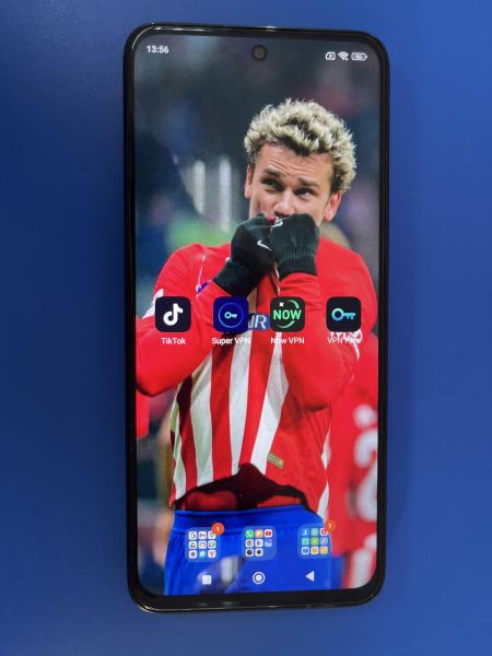 Купить Xiaomi Redmi 12 4/128GB (23053RN02Y) Duos в Иркутск за 5400 руб.