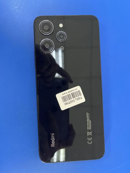 Купить Xiaomi Redmi 12 4/128GB (23053RN02Y) Duos в Иркутск за 5400 руб.