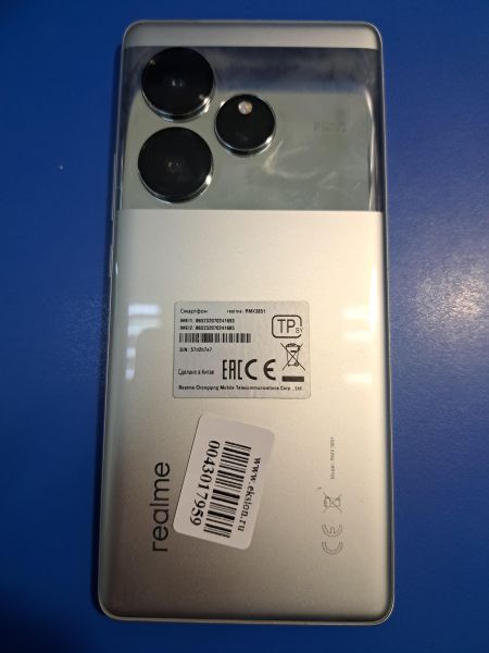 Купить Realme GT 6 16/512GB (RMX3851) Duos в Иркутск за 41800 руб.