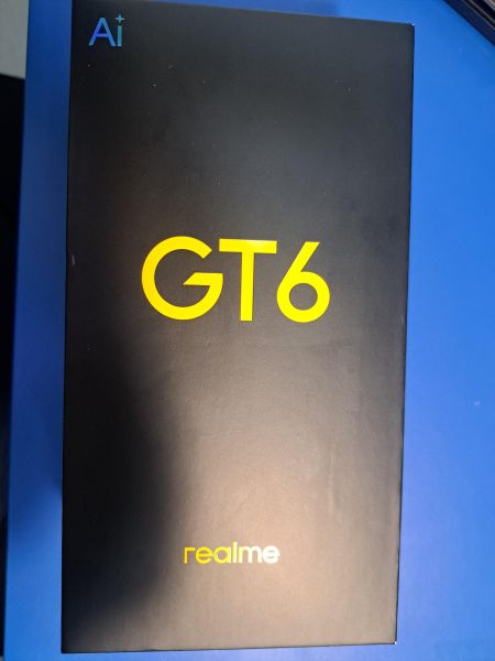 Купить Realme GT 6 16/512GB (RMX3851) Duos в Иркутск за 41800 руб.