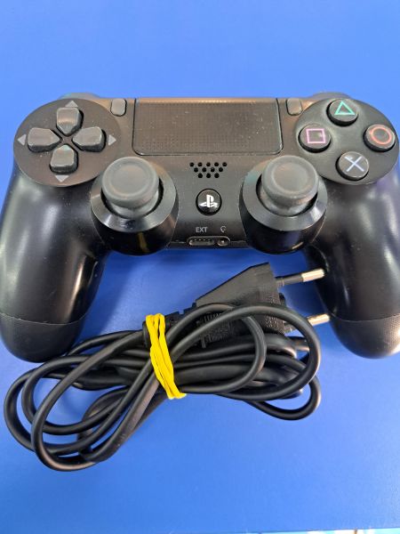 Купить Sony PlayStation 4 Slim 500GB (CUH-2108A) в Иркутск за 14900 руб.
