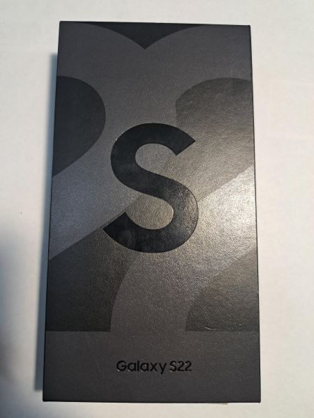 Купить Samsung Galaxy S22 8/256GB (S901B) Duos в Иркутск за 15800 руб.