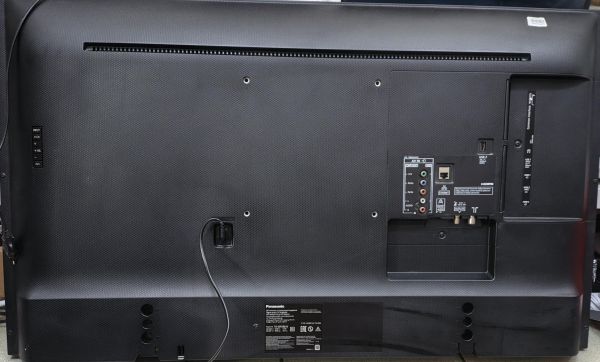телевизор Panasonic TX-43FXR610 в Иркутск