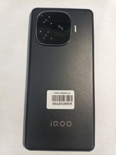 сотовый телефон iQOO Z9 8/128GB (V2361A) Duos в Иркутск