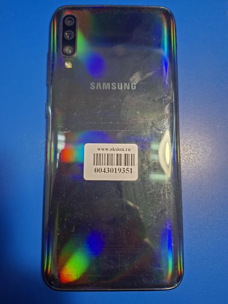сотовый телефон Samsung Galaxy A70 2019 6/128GB (A705F/FN) Duos в Иркутск