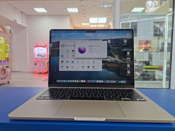 ноутбук Apple MacBook Air 13 2022 8/256GB (A2681) в Иркутск