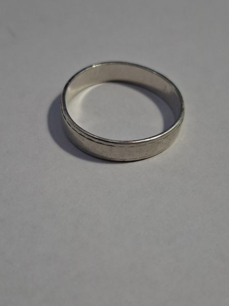 серебряное кольцо Кольцо серебро 925 3,38g, вес изделия 3.38g, размер 21.5, нет камней в Иркутск