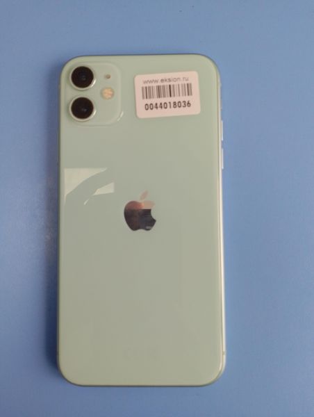 Купить Apple iPhone 11 64GB в Иркутск за 17499 руб.