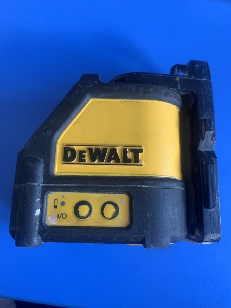 Купить DeWALT DW087/K в Иркутск за 3999 руб.