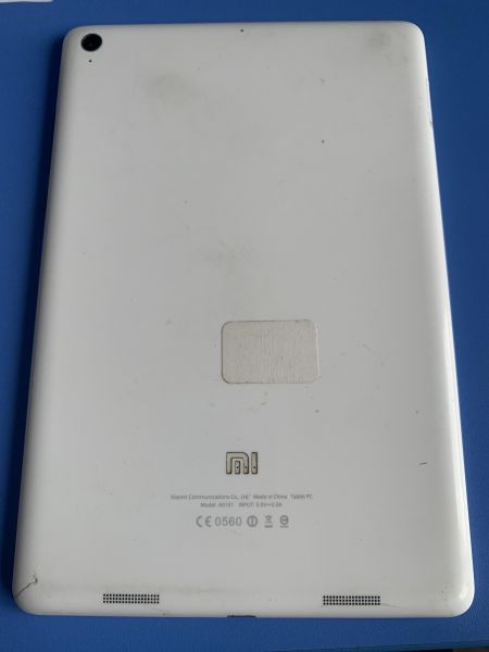 Купить Xiaomi Mi Pad 16GB (без SIM) в Иркутск за 2999 руб.