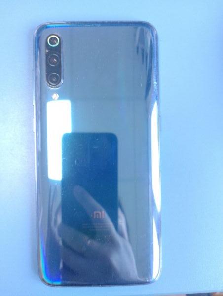 Купить Xiaomi Mi 9 6/128GB (M1902F1G) Duos в Иркутск за 5749 руб.