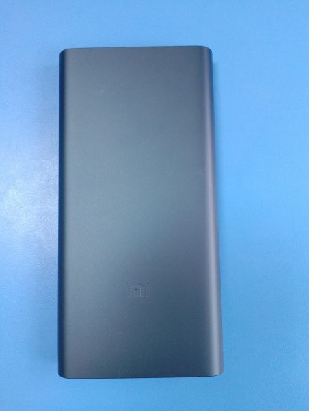 Купить Xiaomi Mi Power Bank 3 10000 (PLM13ZM) (10000 mAh) в Иркутск за 549 руб.