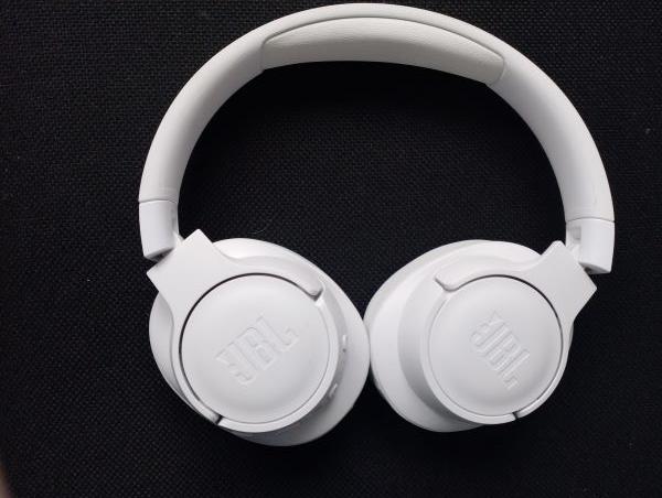 Купить JBL Tune 760NC в Иркутск за 2800 руб.