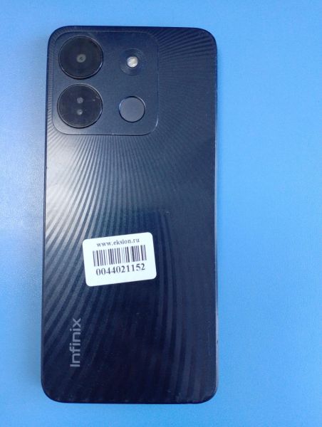 Купить Infinix Smart 7 HD 2/64GB (X6516) Duos в Иркутск за 2600 руб.