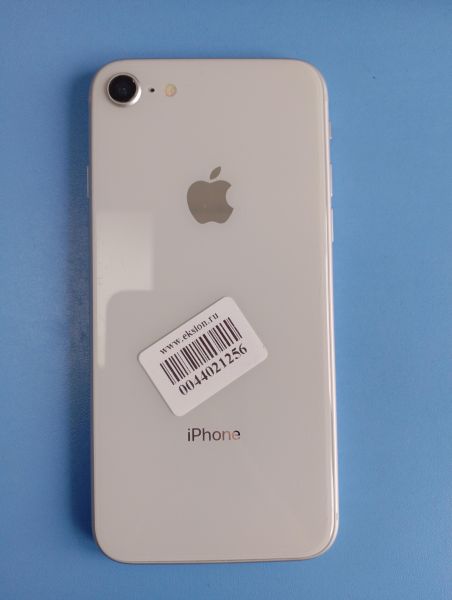 Купить Apple iPhone 8 64GB в Иркутск за 4250 руб.