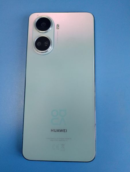 Купить Huawei Nova 10 SE 8/128GB (BNE-LX1) Duos в Иркутск за 6400 руб.