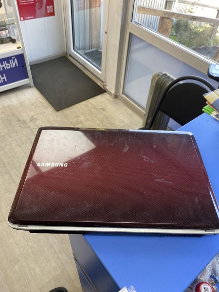 ноутбук Samsung NP-R530-JT02RU в Иркутск