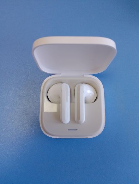 Купить Xiaomi Redmi Buds 6 Active (M2344E1) в Иркутск за 800 руб.