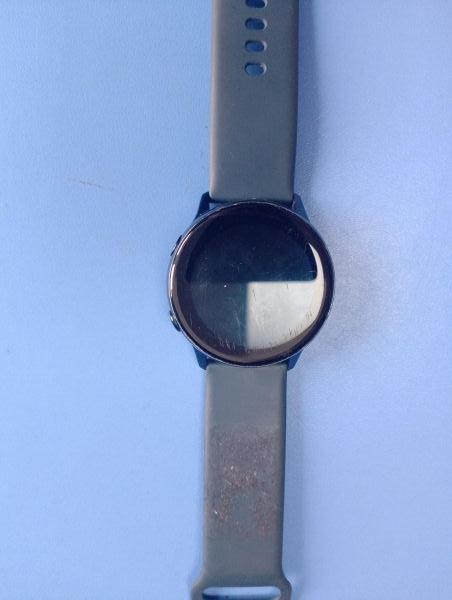 Купить Samsung Galaxy Watch Active (SM-R500) с СЗУ в Иркутск за 1850 руб.
