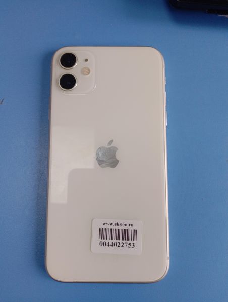 Купить Apple iPhone 11 64GB в Иркутск за 13000 руб.