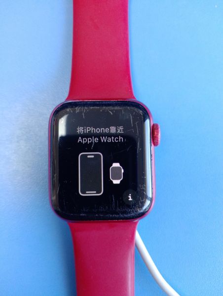 Купить Apple Watch Series 6 40mm (A2291) с СЗУ в Иркутск за 4400 руб.