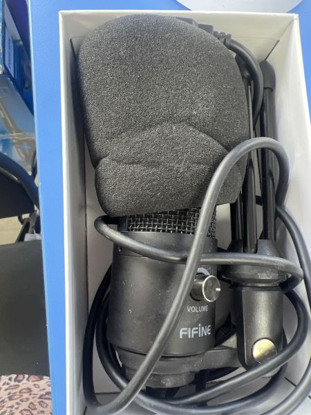 Купить Fifine K669 в Иркутск за 1050 руб.