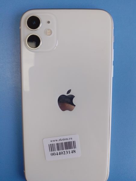 Купить Apple iPhone 11 128GB в Иркутск за 15500 руб.