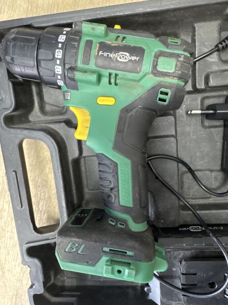Купить FinePower CDBL0321 с СЗУ в Иркутск за 1600 руб.