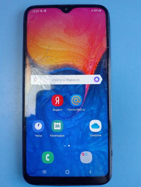 Купить Samsung Galaxy A10 2019 2/32GB (A105F) Duos в Иркутск за 1700 руб.