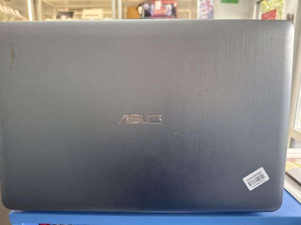 Купить ASUS VivoBook X540YA-XO688D в Иркутск за 3900 руб.