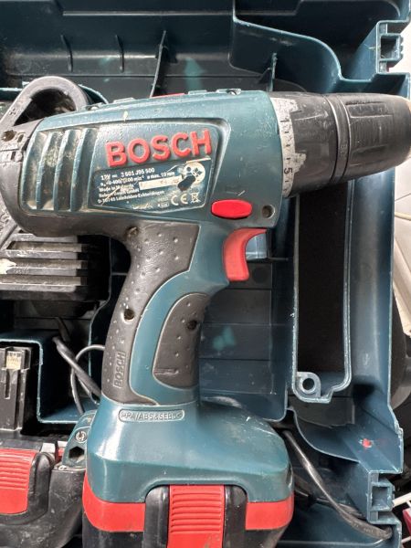 Купить Bosch GSR 12V 3 601 J95 500 с СЗУ в Иркутск за 2200 руб.