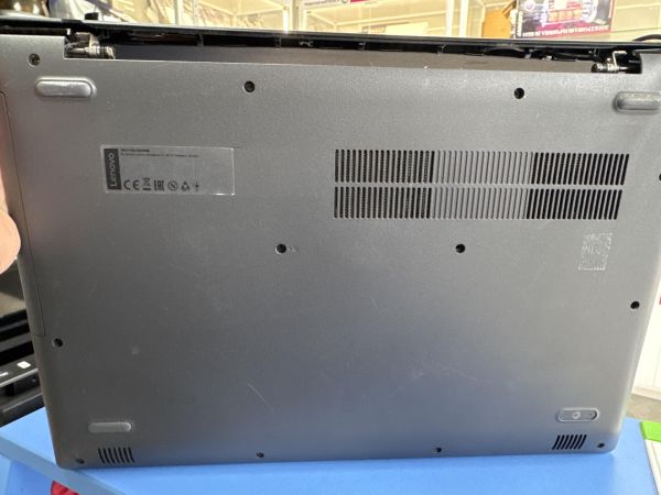 Купить Lenovo без модели (15.6/FHD/R7 2700U/8GB/HDD 1TB+SSD 128GB) в Иркутск за 10400 руб.
