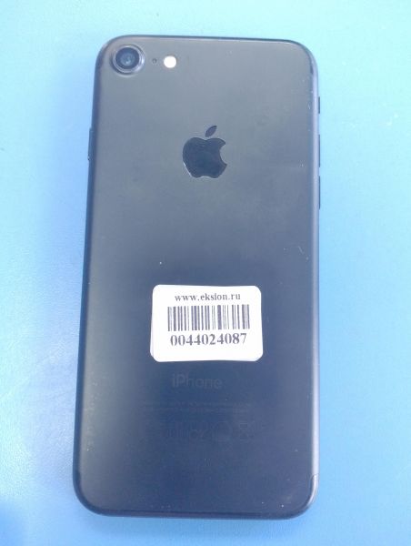 Купить Apple iPhone 7 128GB в Иркутск за 4900 руб.