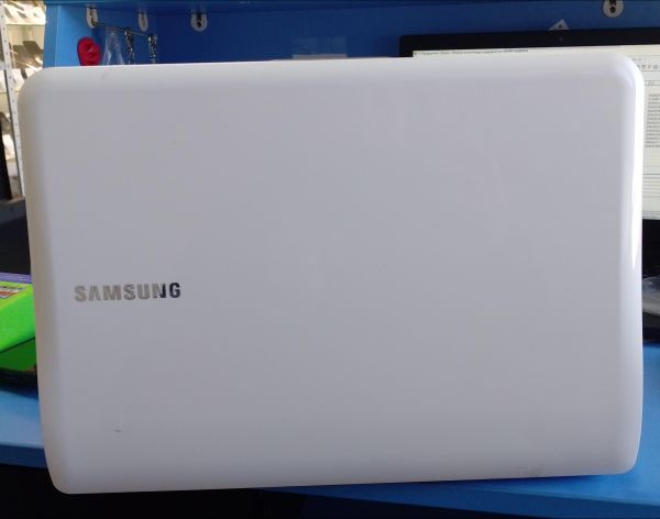 Купить Samsung NP-SF310-S02RU (HDD 500 GB) в Иркутск за 4400 руб.
