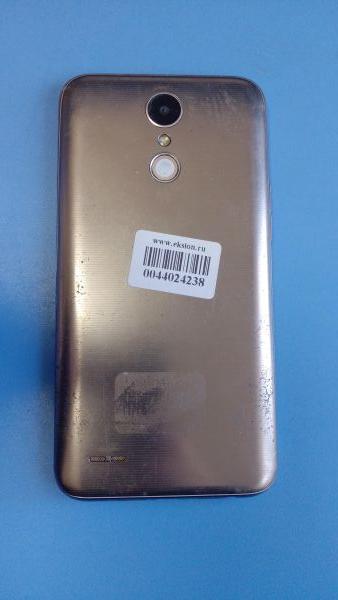 Купить LG K10 2017 (M250) Duos в Иркутск за 800 руб.