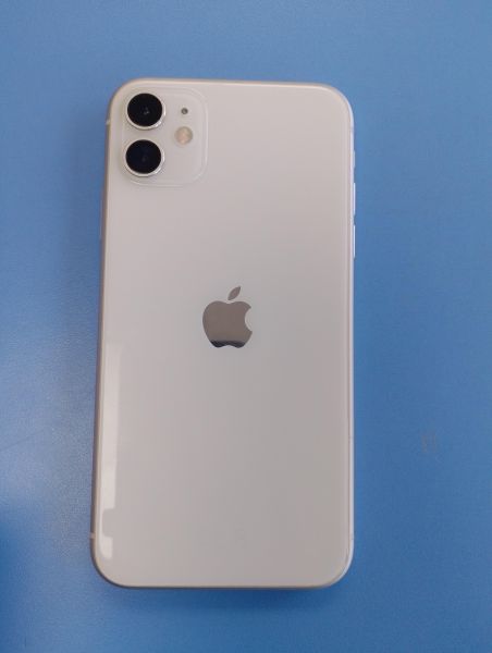 Купить Apple iPhone 11 128GB в Иркутск за 15800 руб.