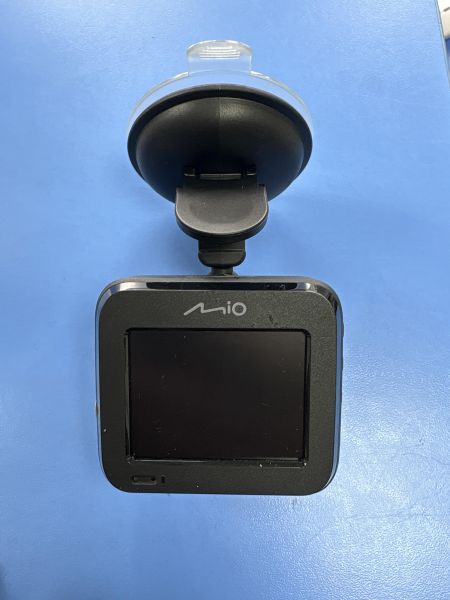 Купить Mio MiVue C590 с СЗУ в Иркутск за 2700 руб.