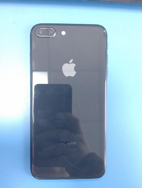 Купить Apple iPhone 8 Plus 64GB в Иркутск за 5100 руб.