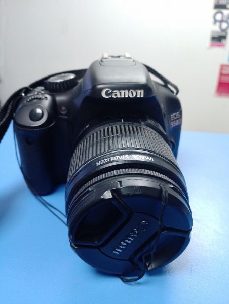 Купить Canon EOS 550D (DS126271) kit с СЗУ в Иркутск за 8100 руб.