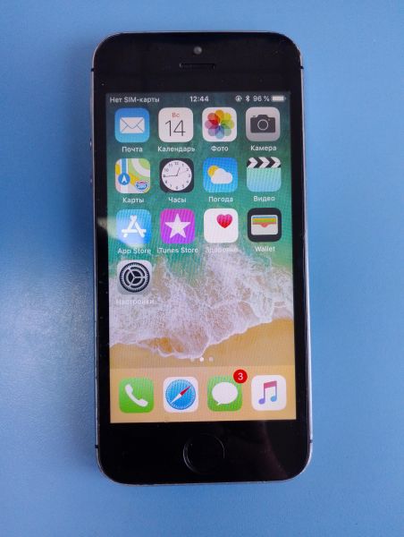 Купить Apple iPhone 5S 16GB в Иркутск за 1400 руб.
