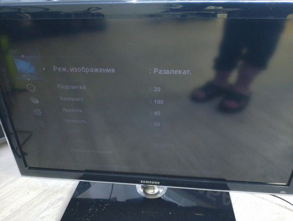 Купить Samsung UE32D4000NW в Иркутск за 4900 руб.