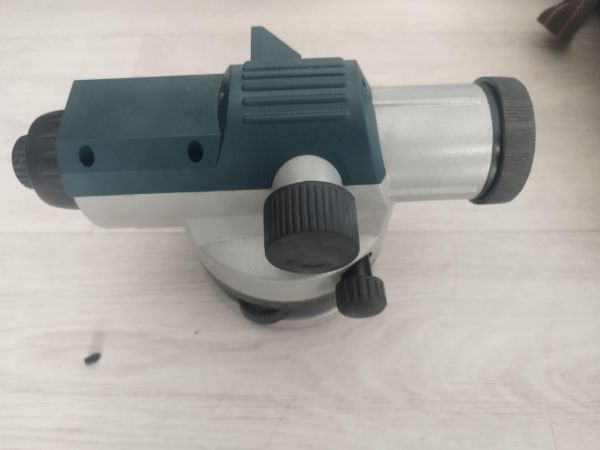 Купить Bosch GOL 20 D Professional в Иркутск за 4200 руб.