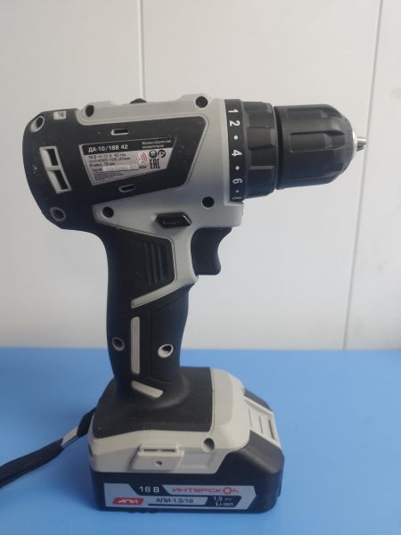 Купить Интерскол ДА-10/18В с СЗУ в Иркутск за 2400 руб.