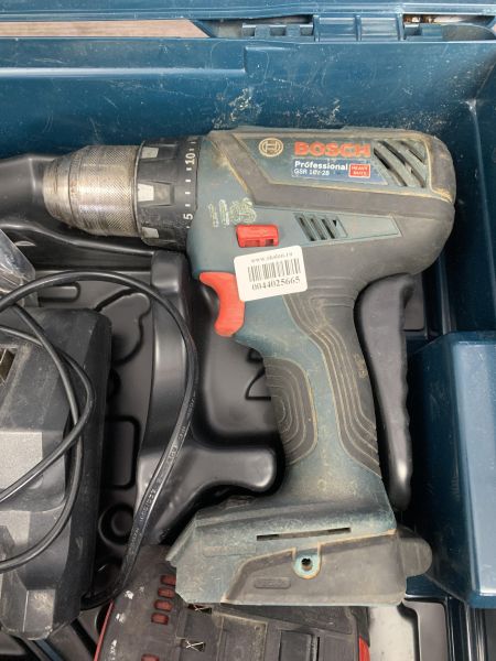 Купить Bosch GSR 18V-28 с СЗУ в Иркутск за 4900 руб.