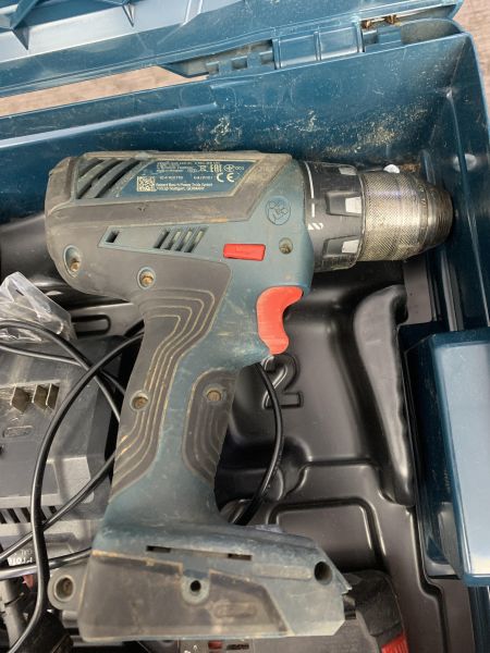 Купить Bosch GSR 18V-28 с СЗУ в Иркутск за 4900 руб.