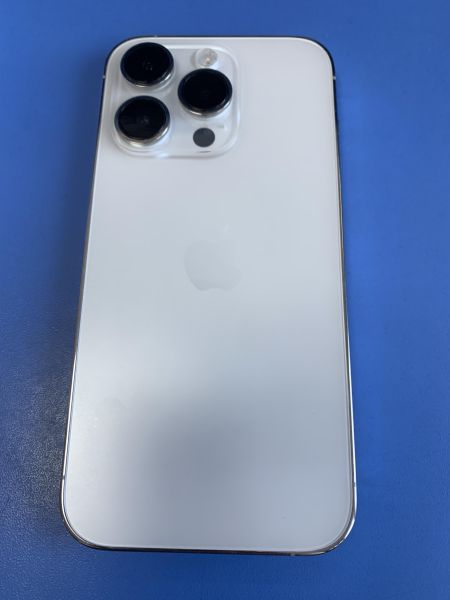 Купить Apple iPhone 14 Pro 128GB в Иркутск за 33900 руб.